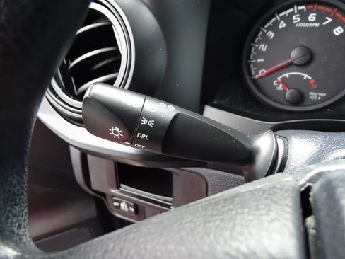 Used 2019 Toyota Tacoma SR RWD image 16
