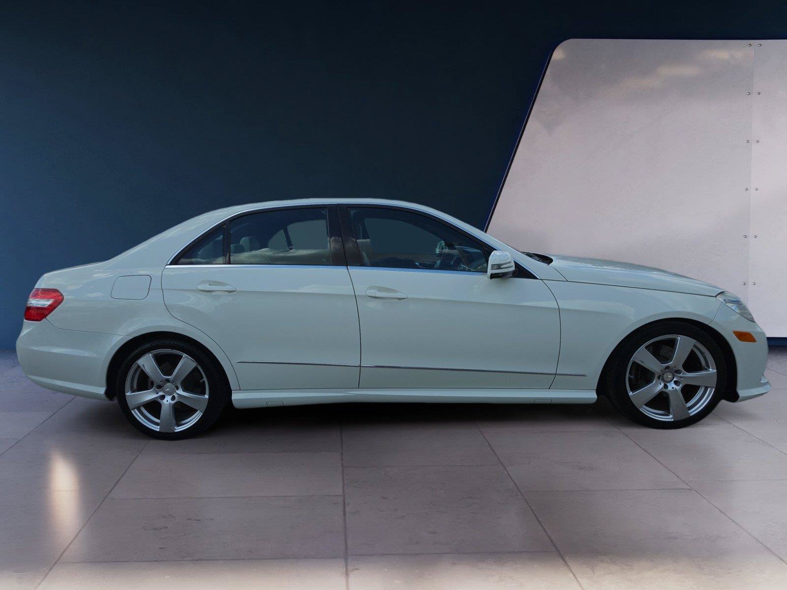 Used 2011 Mercedes-Benz E 350 Sedan image 6
