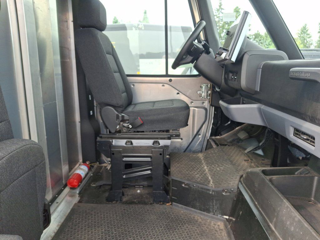 Used 2024 Chevrolet Brightdrop 600 w/ Commercial Equipment Package AWD/4WD image 11