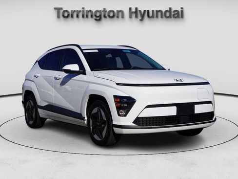 Certified 2025 Hyundai Kona SEL image 1