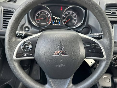 Used 2022 Mitsubishi Outlander Sport ES FWD image 23