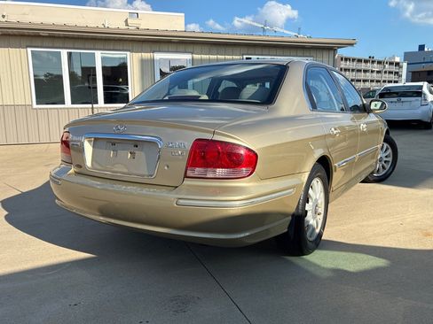 Used 2002 Hyundai Sonata GLS FWD image 5