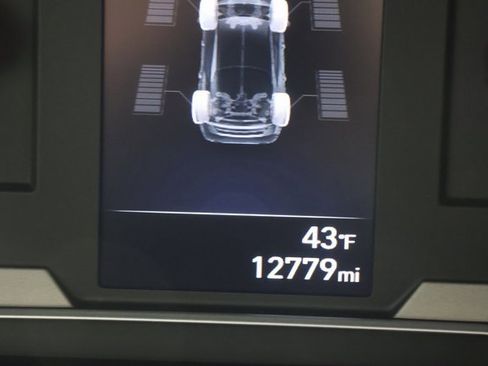 Certified 2024 Hyundai Santa Cruz SEL image 12