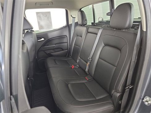 Used 2015 GMC Canyon SLT w/ Driver Alert Package image 23