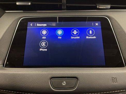 Used 2021 Cadillac XT4 Premium Luxury w/ Cold Weather Package image 27