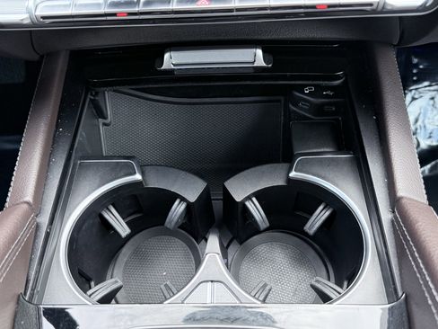 Used 2022 Mercedes-Benz GLS 450 4MATIC image 61