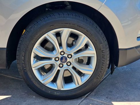Used 2022 Ford Edge Titanium w/ Equipment Group 301A AWD/4WD image 40