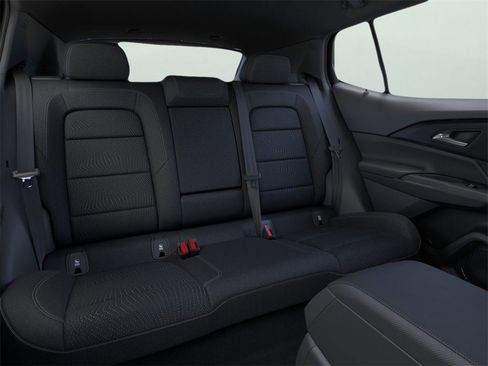 New 2026 Chevrolet Equinox EV LT image 17