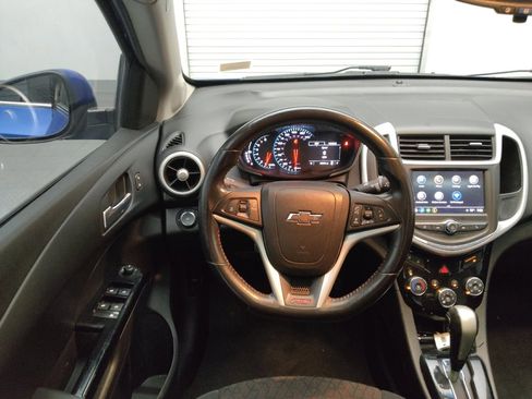 Used 2018 Chevrolet Sonic LT w/ Fun and Sun With RS Package FWD image 22