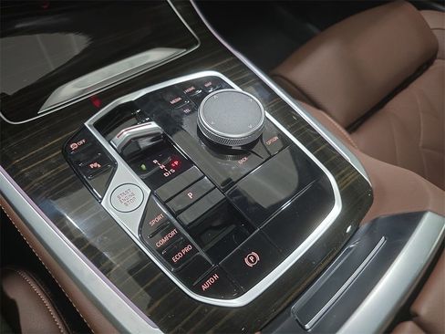 Used 2024 BMW X5 sDrive40i w/ Premium Package image 20