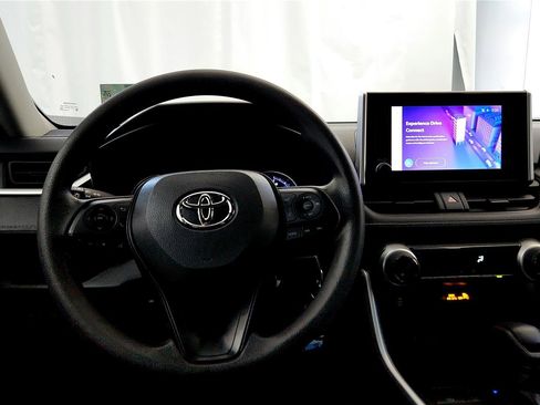 Certified 2024 Toyota RAV4 LE AWD/4WD image 27