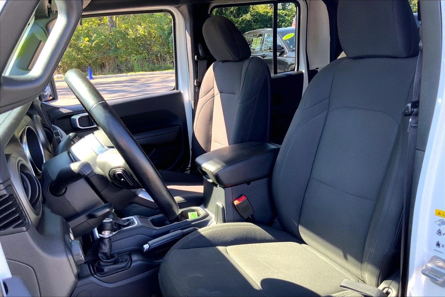 Used 2020 Jeep Gladiator Sport w/ Quick Order Package 24S AWD/4WD image 8