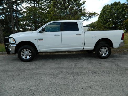 Used 2010 Dodge Ram 2500 Truck SLT w/ Big Horn Regional Pkg image 4