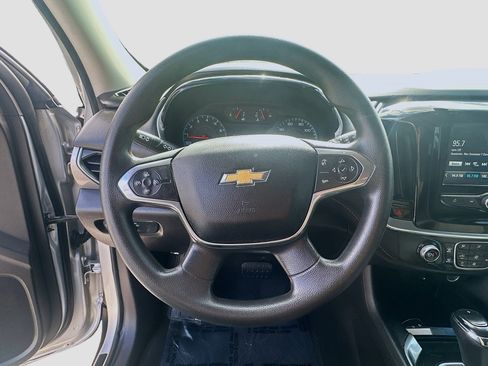 Used 2019 Chevrolet Traverse LS image 8