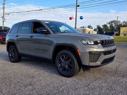 New 2027 Jeep Grand Cherokee Altitude
