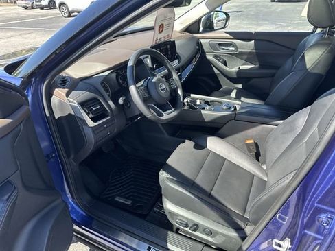 Certified 2023 Nissan Rogue SL w/ SL Premium Package image 11