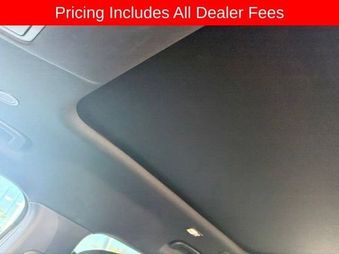 Used 2022 Land Rover Defender 110 X-Dynamic HSE AWD/4WD image 10