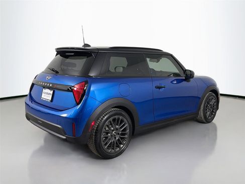 Certified 2025 MINI Cooper S FWD image 5