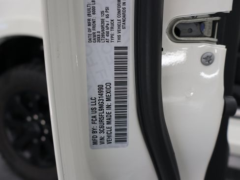 Used 2022 RAM 2500 Laramie w/ Night Edition AWD/4WD image 82
