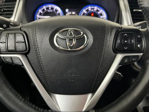 Used 2018 Toyota Highlander Limited Platinum AWD/4WD image 54