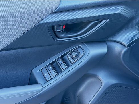 Used 2024 Subaru Crosstrek 2.0i Premium image 22