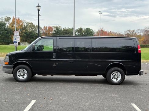 Used 2011 Chevrolet Express 3500 LT w/ LT Preferred Equipment Group image 7