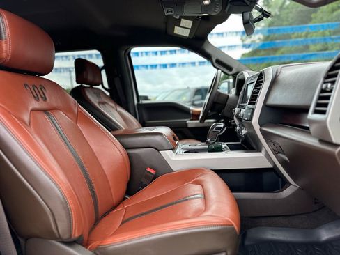 Used 2019 Ford F150 King Ranch w/ Equipment Group 601A Luxury AWD/4WD image 18
