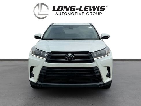 Used 2019 Toyota Highlander SE AWD/4WD image 11