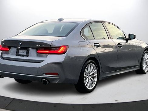 Used 2023 BMW 330i xDrive Sedan w/ Driving Assistance Package image 9