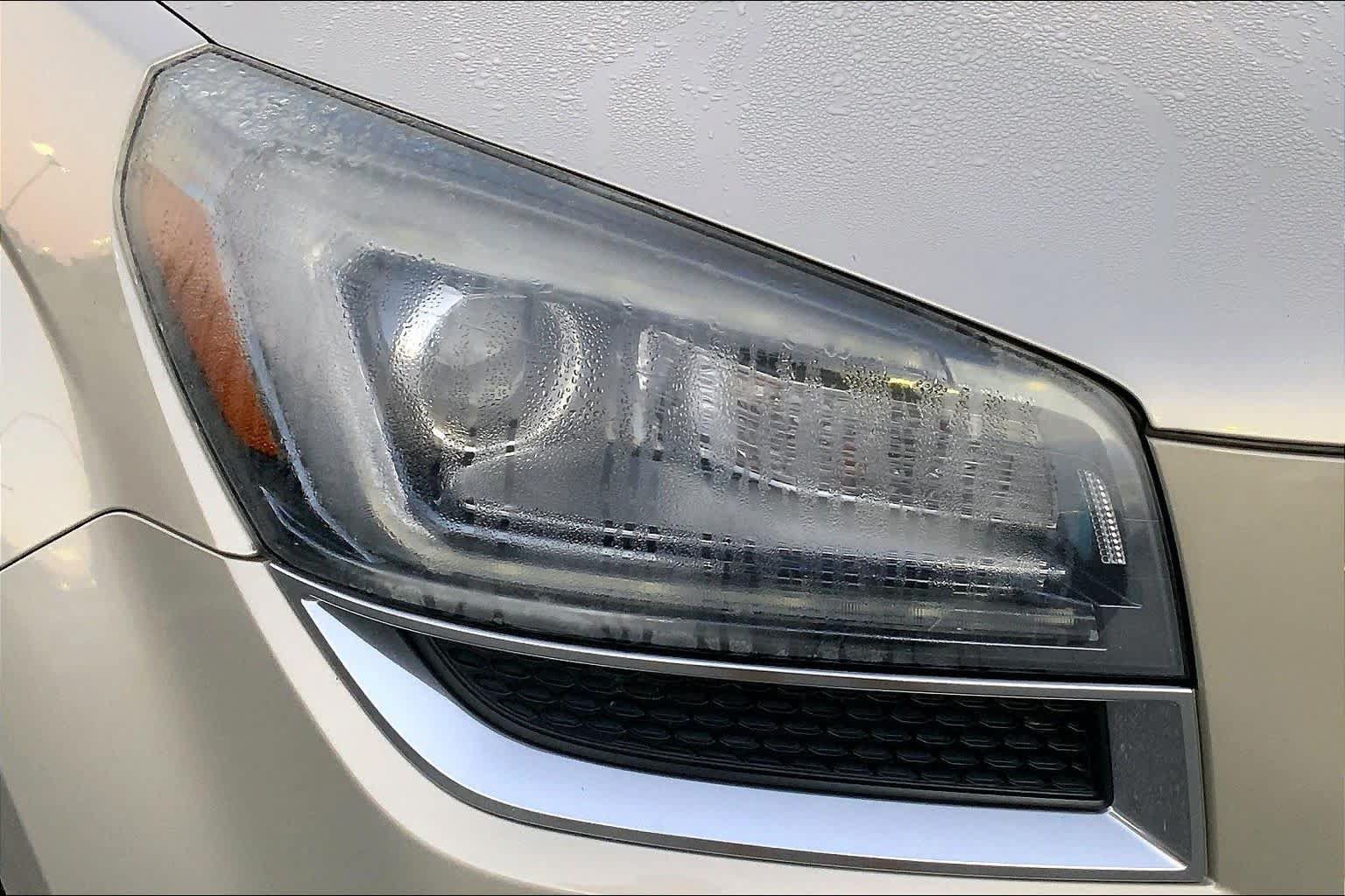 Used 2014 GMC Acadia SLT FWD image 24