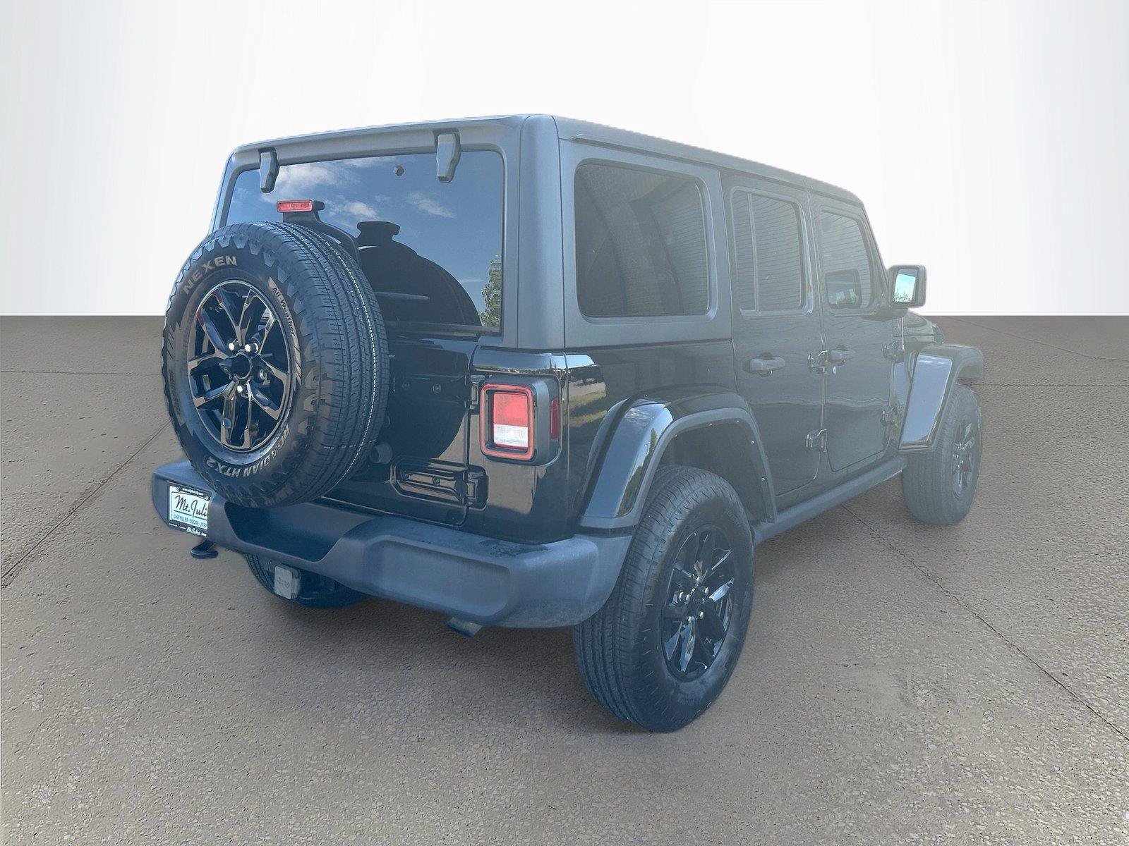 Used 2023 Jeep Wrangler Unlimited Sport AWD/4WD image 4