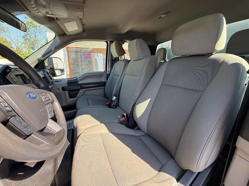 Used 2022 Ford F250 XL w/ Power Equipment Group image 16