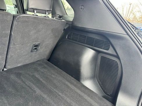 Used 2025 Ford Escape Platinum image 19