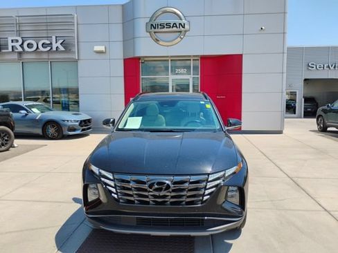 Used 2022 Hyundai Tucson Limited AWD/4WD image 2