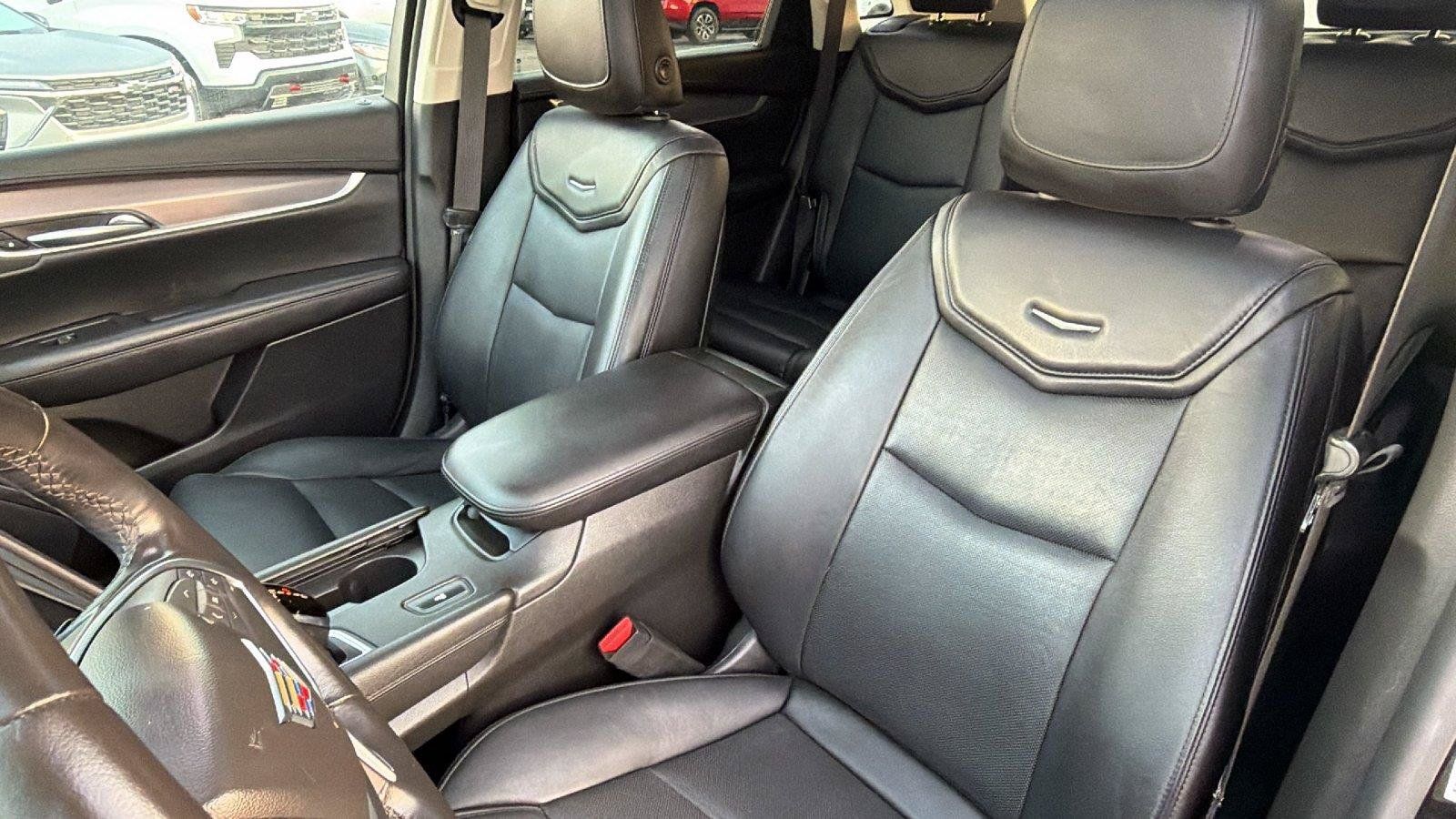 Used 2019 Cadillac XT5 Luxury FWD image 5