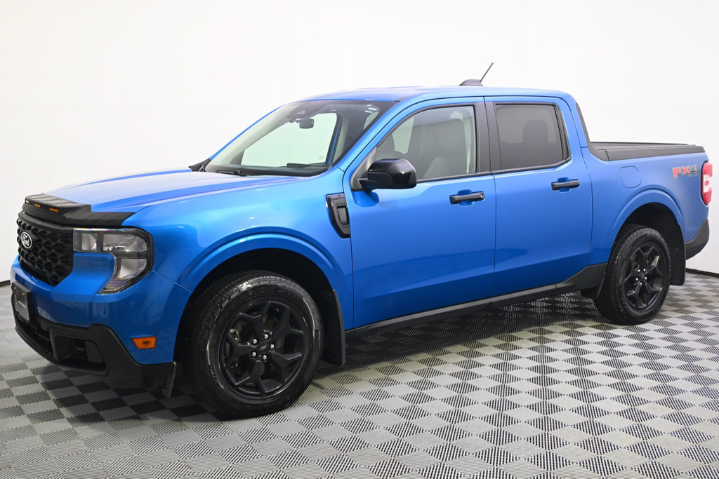 Used 2025 Ford Maverick XLT w/ XLT Luxury Package AWD/4WD image 2