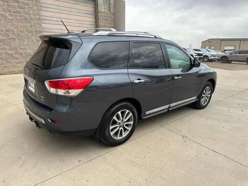 Used 2013 Nissan Pathfinder SL w/ Trailer Tow Pkg AWD/4WD image 34