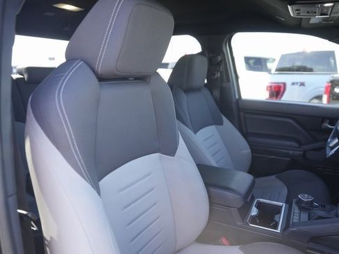 Used 2024 Toyota Tacoma TRD Off-Road image 19