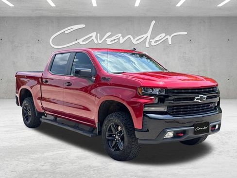 Used 2021 Chevrolet Silverado 1500 LT Trail Boss w/ Convenience Package II AWD/4WD image 2