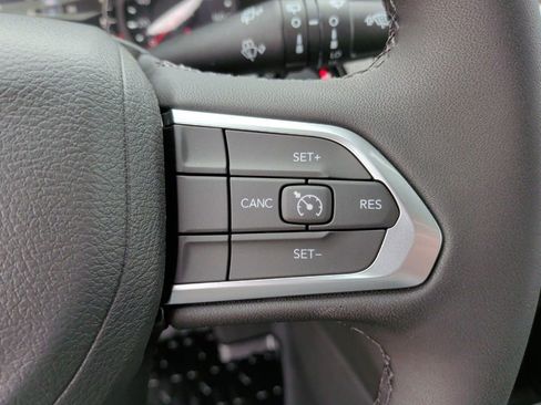 New 2026 Jeep Compass Latitude AWD/4WD image 17