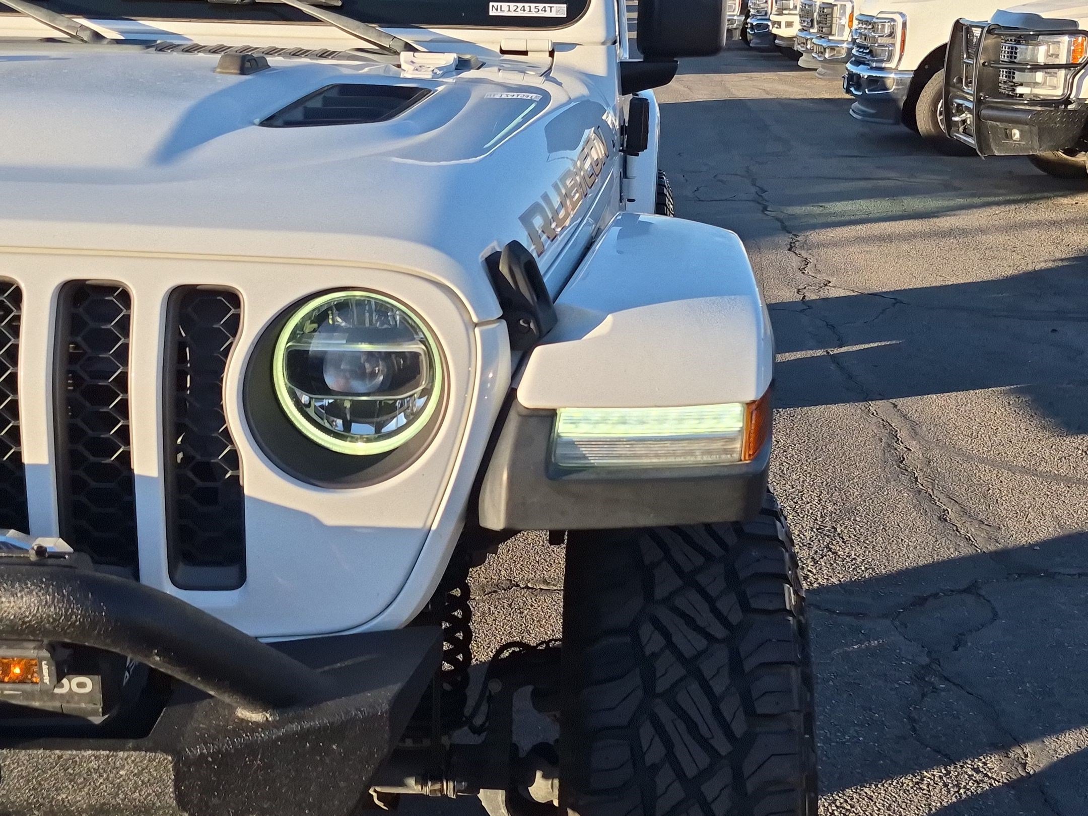 Used 2022 Jeep Gladiator Rubicon w/ LED Lighting Group AWD/4WD image 13