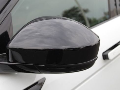 Used 2025 Land Rover Range Rover Evoque S image 12