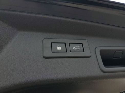 New 2026 Subaru Outback Limited XT AWD/4WD image 9