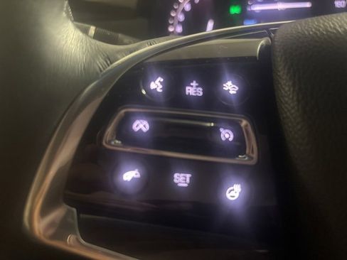 Used 2017 Cadillac XTS Luxury w/ Driver Awareness Package image 25