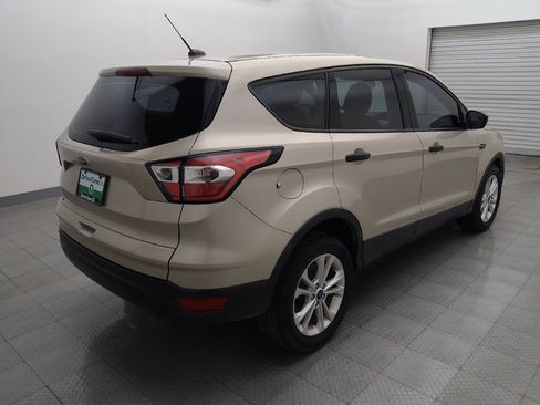 Used 2018 Ford Escape S image 9