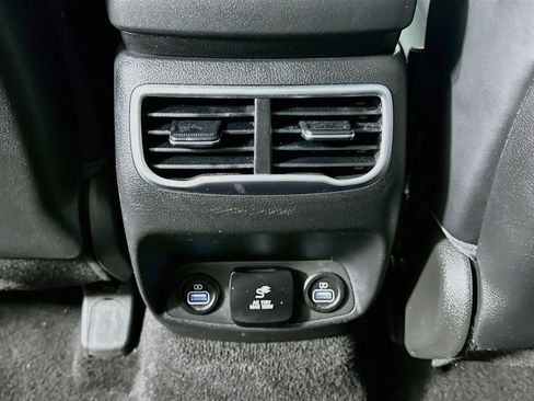 Used 2023 Hyundai Santa Fe Calligraphy AWD/4WD image 29