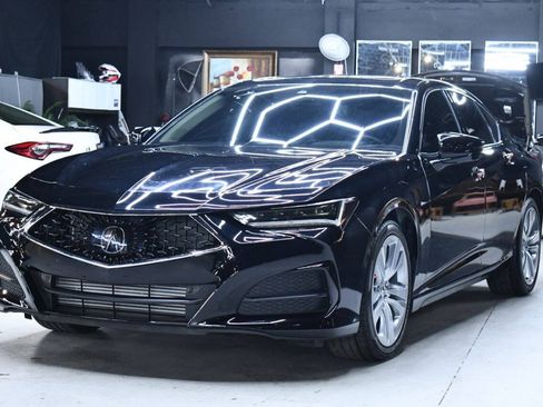 Used 2023 Acura TLX w/ Technology Package FWD image 6