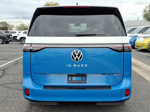New 2025 Volkswagen ID. Buzz Pro S Plus image 6
