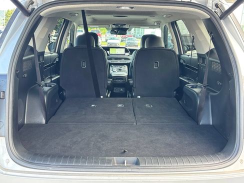 Used 2021 Hyundai Palisade Limited FWD image 17