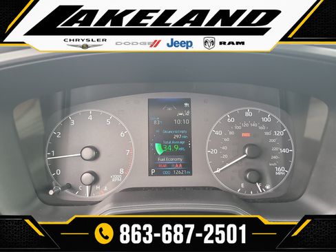 Used 2025 Toyota Corolla LE FWD image 29
